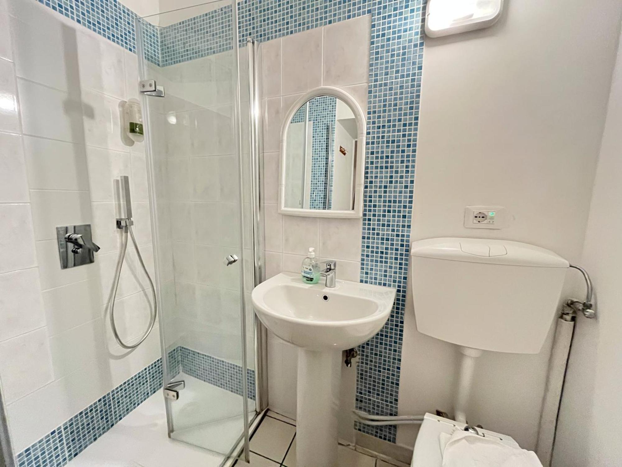 Le Violette Hotel Lucca Phòng bức ảnh